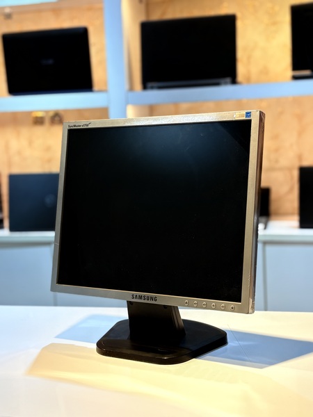 مانیتور استوک مدل سامسونگ SyncMaster N1750